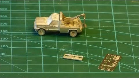 GHQ N Scale model tow truck