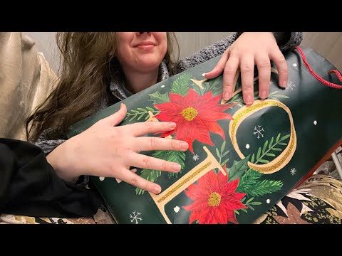 ASMR - 🎄 super LOFI random triggers/ gift sounds 🎁 Fast and Aggressive Christmas ASMR in low light