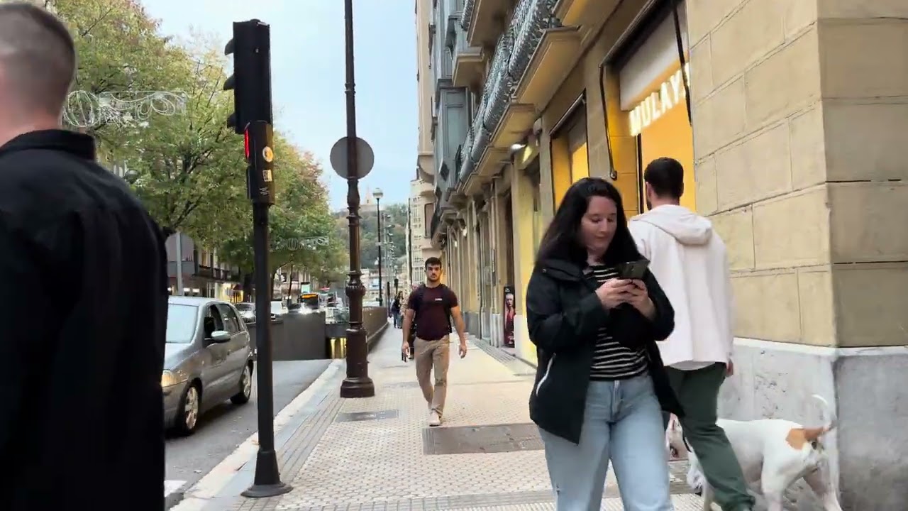 San Sebastián Walking Scenery 🇪🇸-31 octobre 2025 - part 1