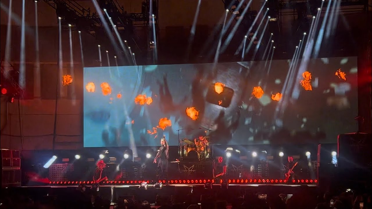 YouTubeでFalling in Reverse LIVE 9/16/25 @ PNC Bank Arts Center, Holmdel, NJを視聴 YouTubeでFalling in Reverse LIVE 9/16/25 @ PNC Bank Arts Center, Holmdel, NJを視聴
