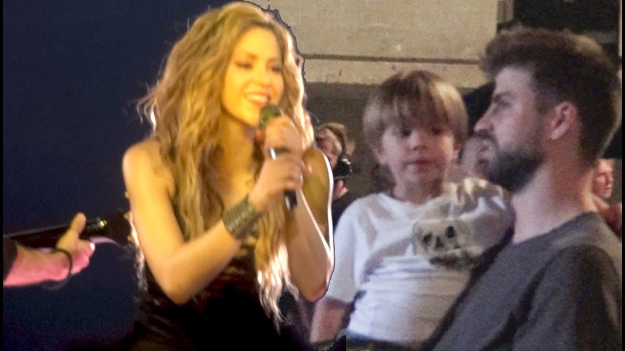 bieber animal Shakira con Gerard & Sasha - Antologia (Live in Barcelona, July 7 - El Dorado World Tour) HD