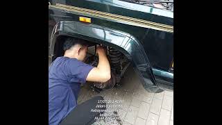 proses ganti selang radiator bawah dan kampas rem depan Jeep cherokee