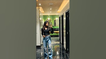 Which style would you prefer?♥️ #ootd #shorts #harinisi