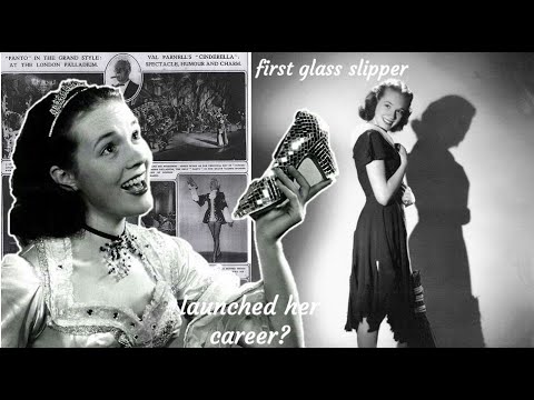 The First Time Julie Andrews Played Cinderella - YouTube