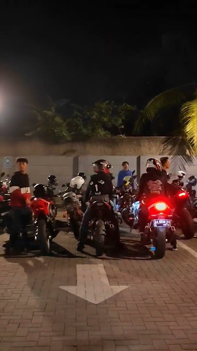 NightRide Malam minggu #cbr150r #cbr250rr #hondariderscbrkarawang #asosiasihondacbr