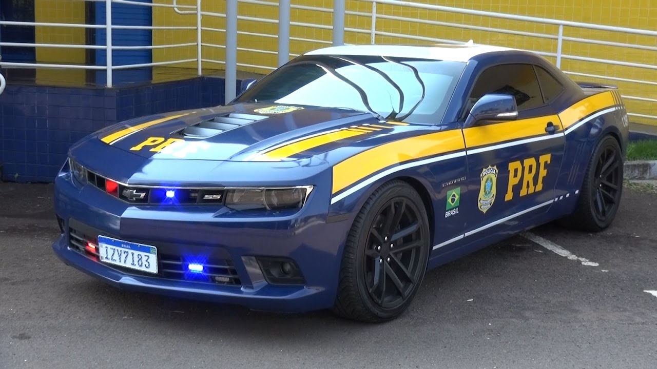 Polícia de MG tem Camaro: veja outros carros de luxo que viraram viatura -  21/11/2021 - UOL Carros