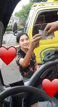 viral tukang kopi cantik manis senyum mu