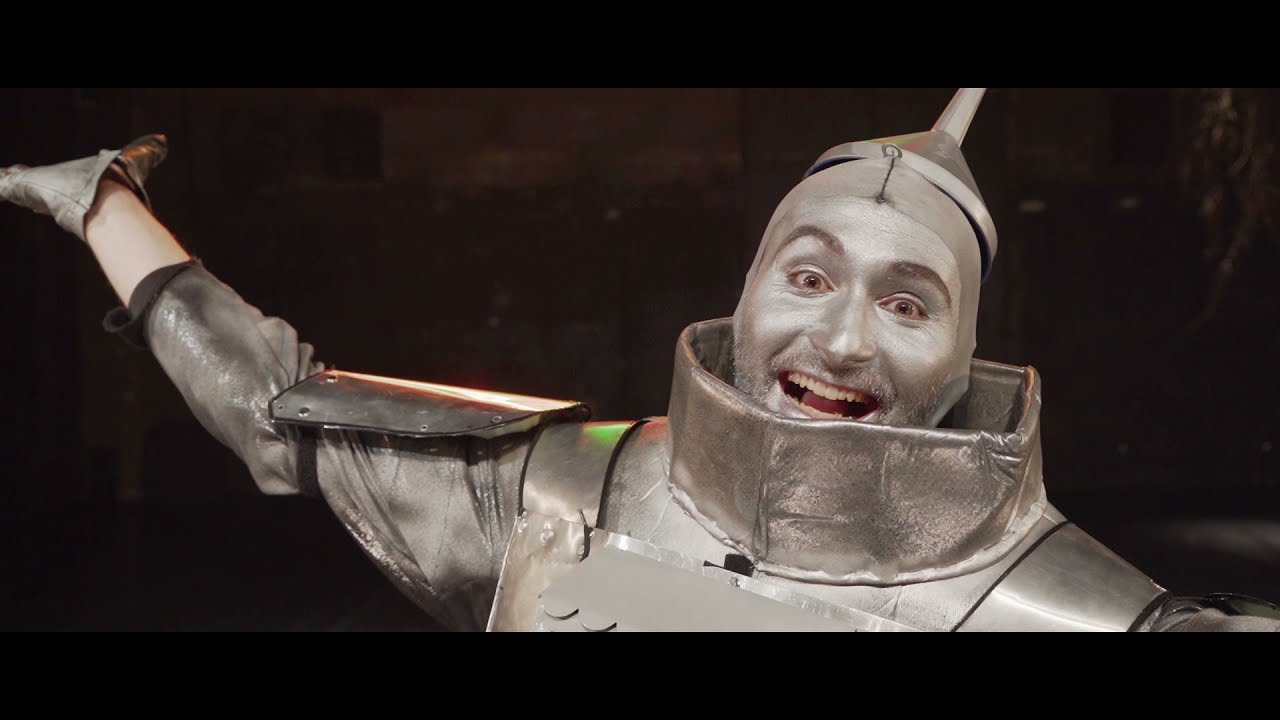 ČAROBNJAK IZ OZA u režiji Saše Broz / Limenkova pjesma - Zagrebačko kazališta mladih, ZKM