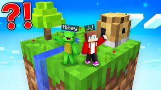 JJ and Mikey Survive On ONE BLOCK in Minecraft !  Maizen