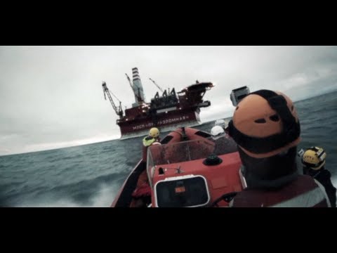 Video: Bakit Kinuha Ng Mga Aktibista Ng Greenpeace Ang Platform Ng Pagbabarena Ng Gazprom