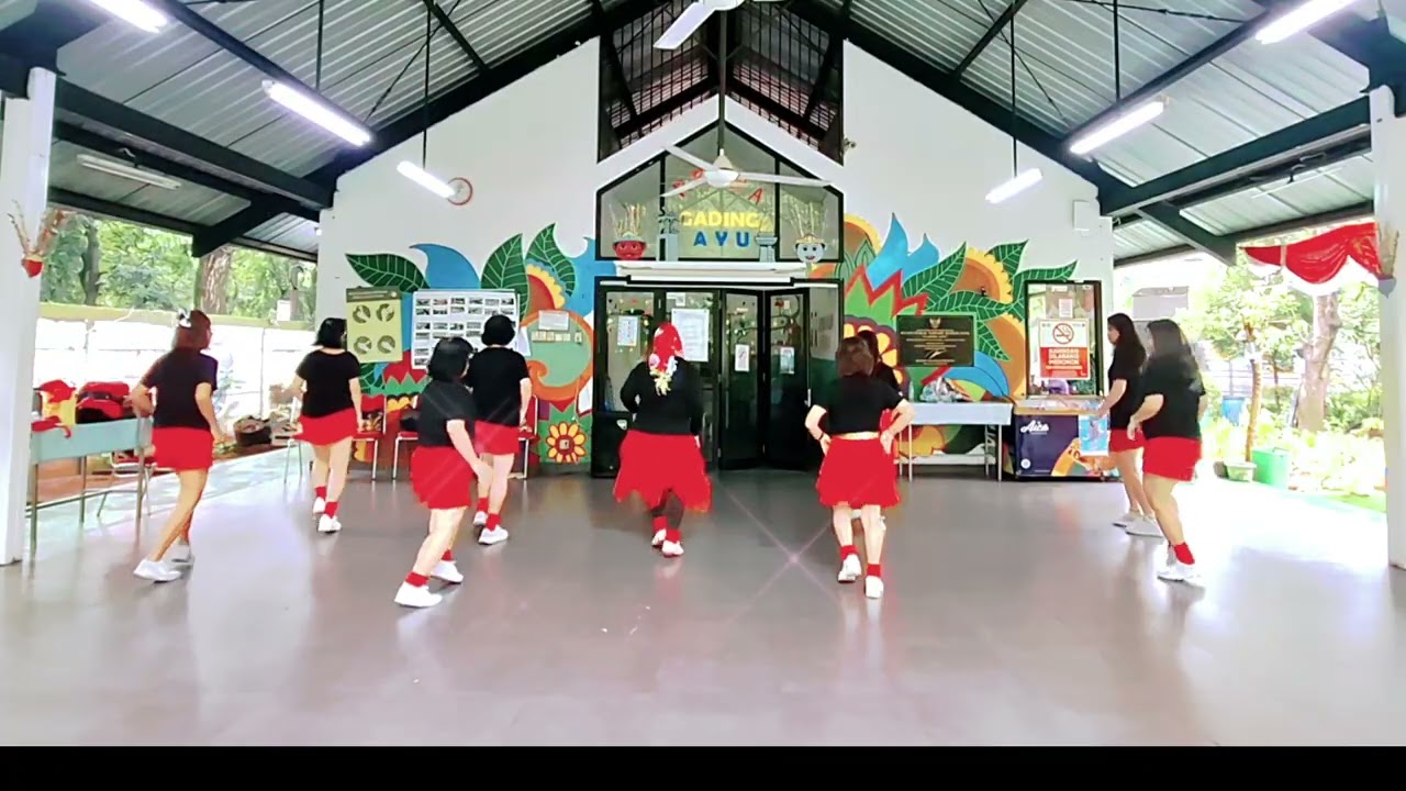 Hallway of Echoes Line Dance| Choreo: Marianne van der Toorn Vrijthoff (NL) - February 2026| (Demo)