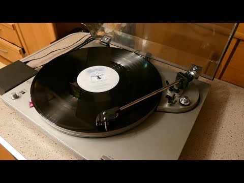 Hooked — Hooked - Hear What I Say (Killer Dub) (vinyl, Audio-technica AT440Mlb, 4K ultraHD)