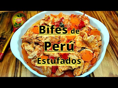 Bifes de perú estufados com legumes - Receita Petitchef