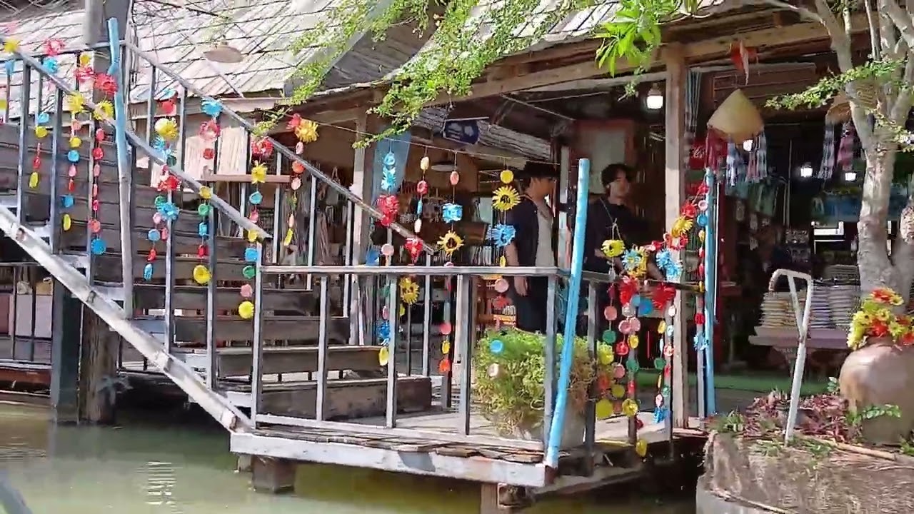 Floating Market Pattaya (Thailand)