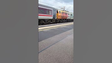 Class 91. 91111 " For the fallen " passing Peterborough #class91 #trains