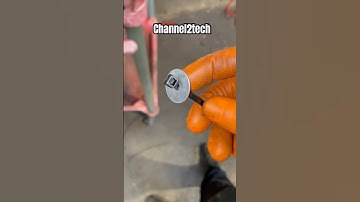 Cable tie hack 👀👆🏼#garage #repair #cars #tools #mechanic #fail #diy #automobile