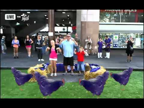 Cadbury Dairy Milk Brings Joyville to Australia (Sunday 10h7m dance2)