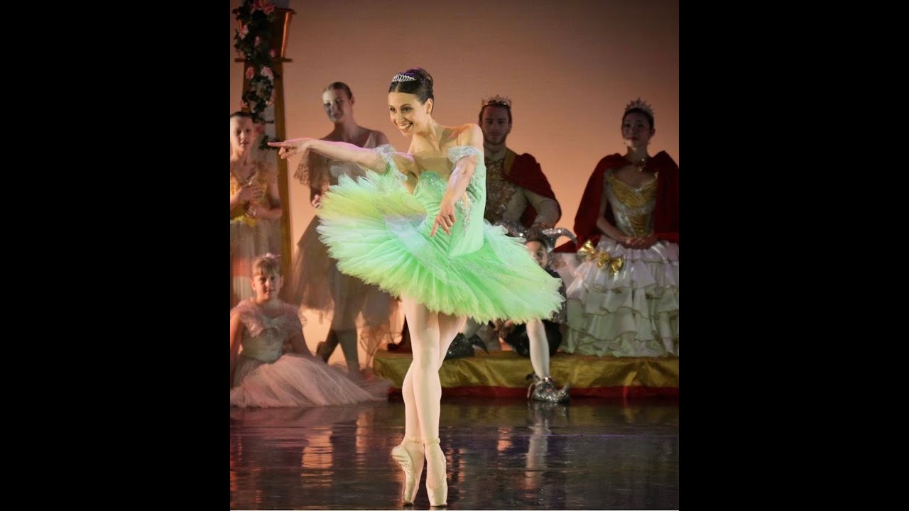 SLEEPING BEAUTY - Fairy of the Golden Wine - Finger variation