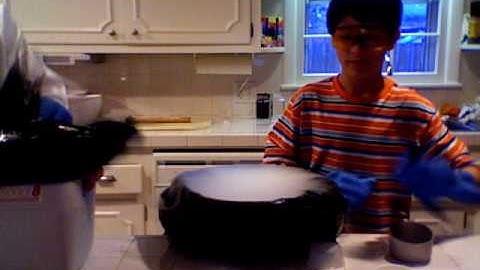 Making a comet demonstration