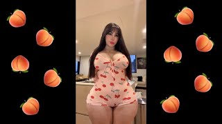 Video thumbnail of "She got some curves"