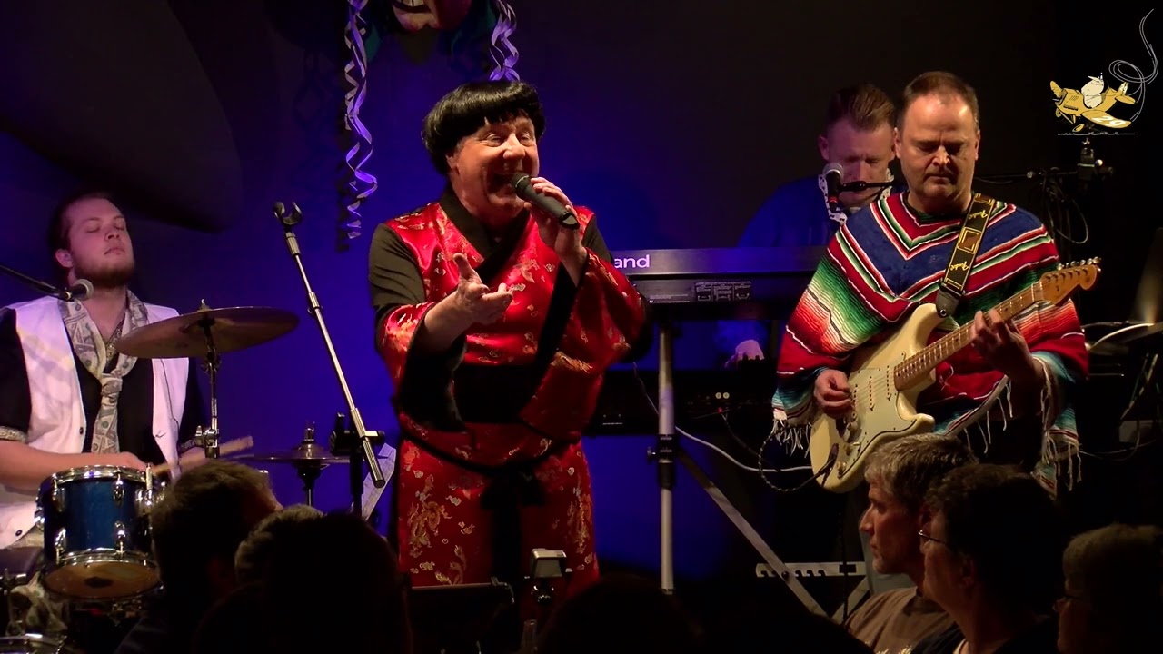 «Uff uns und dr Räscht vo dr Wält»: Diefflieger- Motto am Fliegerli 2022: