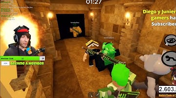 KREEKCRAFT REACTS TO GETTING SECRET MAPLE DONUT BADGE AND CROWN OF MADNESS IN ROBLOX PIGGY!