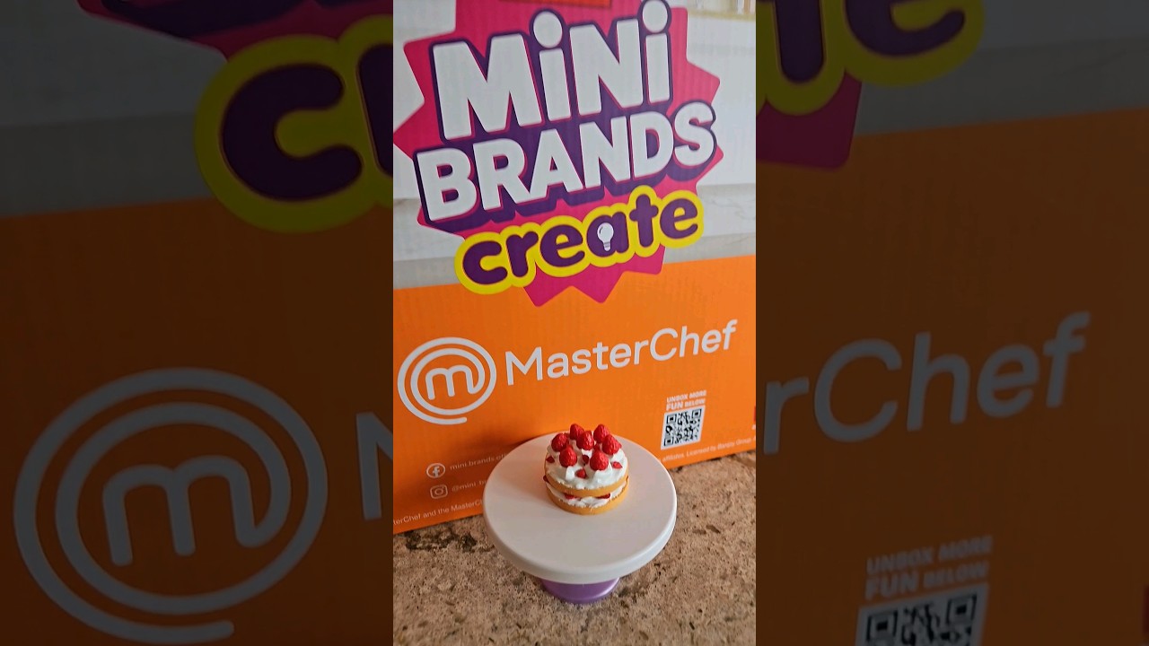 Mini Brands Create Master Chef Strawberry Cake!! 🍓 🎂  