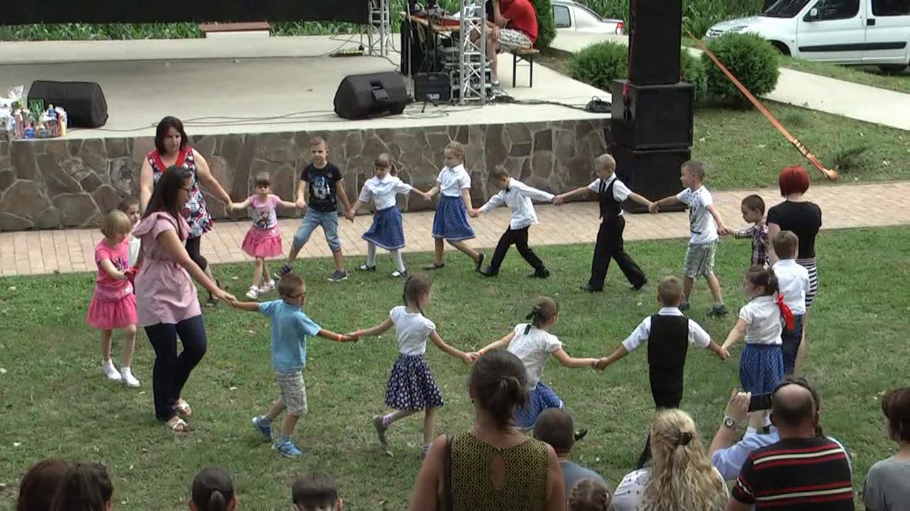 SúrTV 2018. Falunap.  Óvodások fellépése.