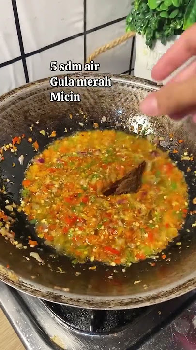 It turns out that making shredded shrimp into this kind of sambal is really good for increasing a...