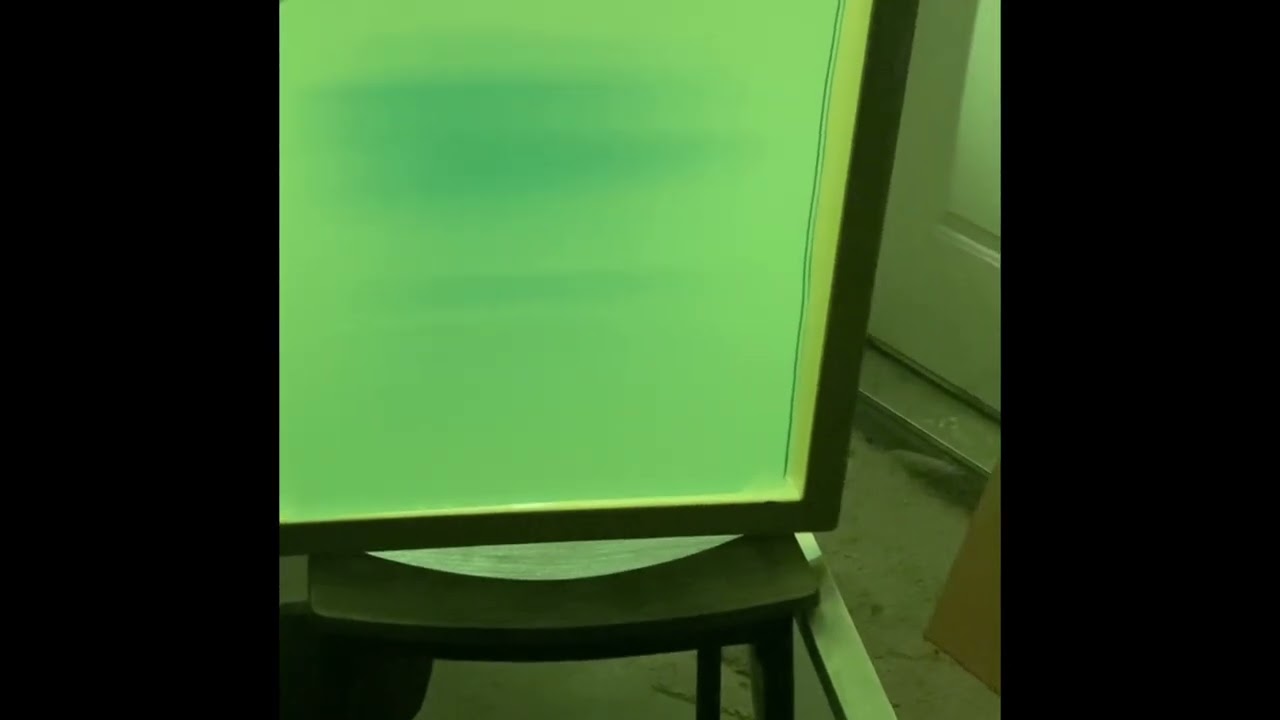 How to coat a screen with emulsion. Screen printing.