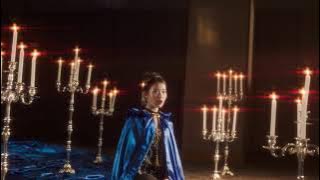 IU - Celebrity (Verse 1)