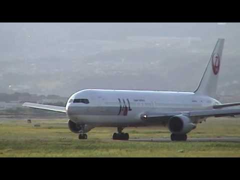 [4 : 3] [2001 Itami (伊丹)] JAL Boeing 767-300《JL763 JA8269 ITM010814》