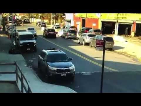 Boro Park Shomrim BSSP Responding To Multiple Calls For A Perp That Stole A Car GLA