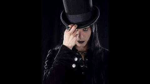 10 TYPES OF GOTHS (PART TWO)