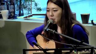 黃襯衫平瀏海小眼睛男孩  洪安妮 王信翔 2012/03/12 TRIP