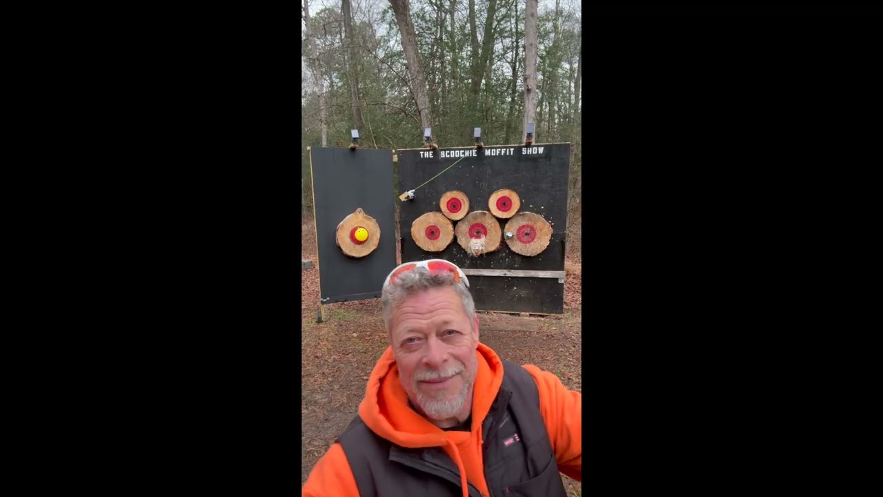 Я ударил по этой банке в воздухе (замедленная съемка)