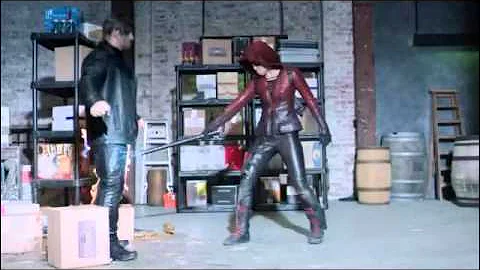 Arrow 4x02: Arrow and Speedy vs Machin Anarky