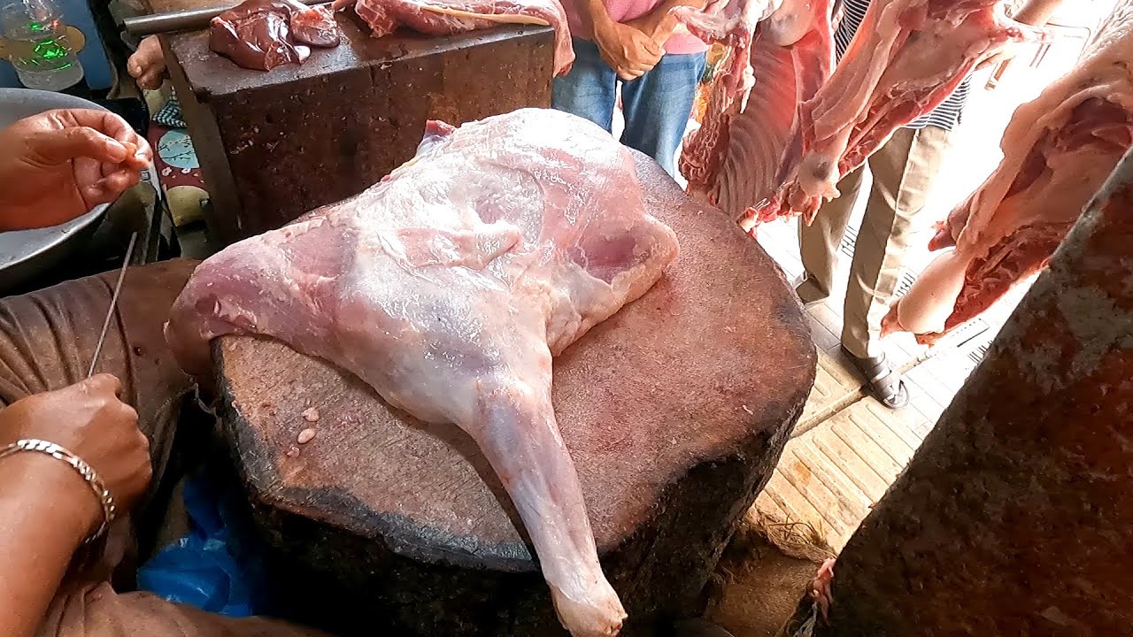 Goat Cutting Skills | Mutton Cutting Video | Fastest Goat Meat Cutting By Professional Butcher