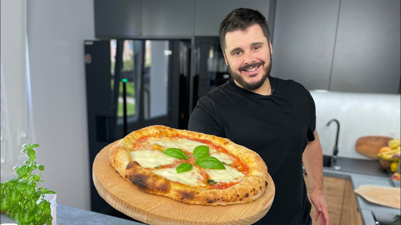 Domowa PIZZA lepsza niż z pizzerii - przepis na najlepsze ciasto na pizzę 🍕