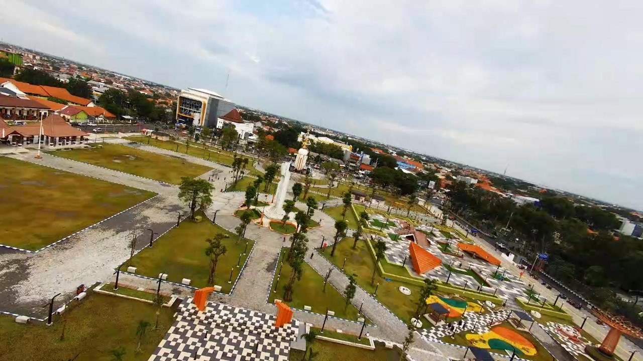 Alun Alun Kota Sidoarjo, gofilm20