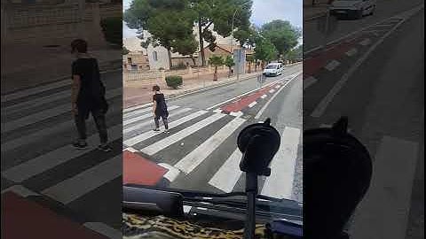الشيخ عمر القزابري تلاوة حزينة من أواخر سورة النجم والقمر مقطع مؤثر جدا من صلاة التراويح ❤️❤️❤️😌
