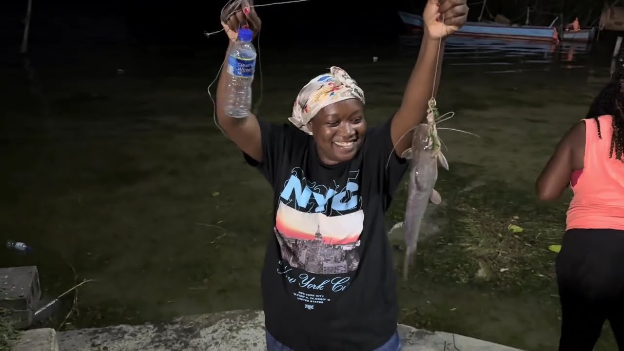 🇬🇾🇬🇾🇬🇾Веселая ночная рыбалка… Пока рыба не перестанет клевать #подписывайтесь #семейнаяпоездка #р...