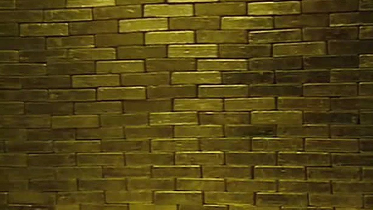 Dollar and Gold Trade