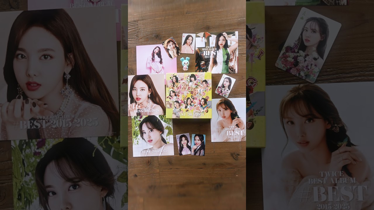 TWICE BEST ALBUM『TWICE BEST ALBUM「#BEST 2015-2025」』初回限定盤