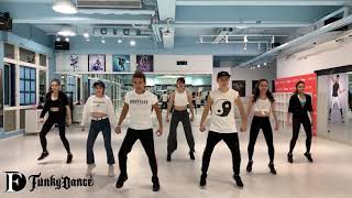 潘若迪＆星級教練團隊＿Funky Dance 【 wiggle wop】 Resimi