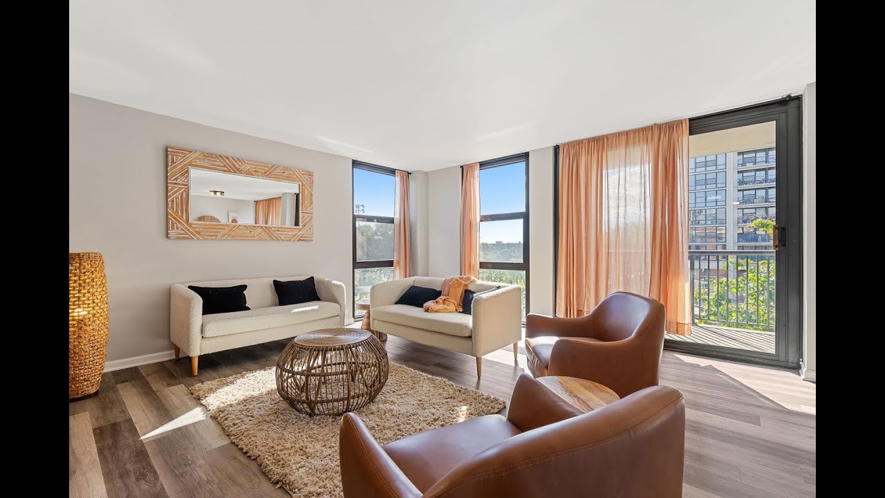 Tiffany Bennett|2941 S Michigan Unit 407|Chicago, IL|ColdwellBankerHomes.com