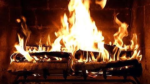 تلاوة هادئة سورة البقرة بصوت القارئ رعد الكردي (مع موقد نار) #قرآن 🤍