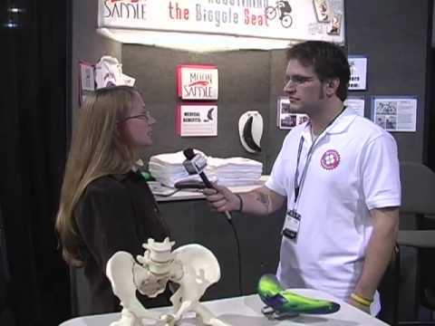 MoonSaddle: Redefining the Bicycle Saddle! - YouTube