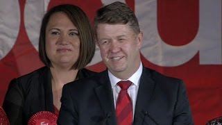 Cunliffe receives rockstar welcome as he concedes defeat