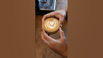 How To Make Latte Art - Milk Steaming and Art Pouring Techniques #coffee